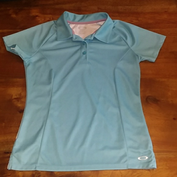 Oakley Tops - Womens Oakley Golf Shirt Size Small tapered fit